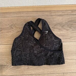 Gymshark Crossover Black Sports Bra